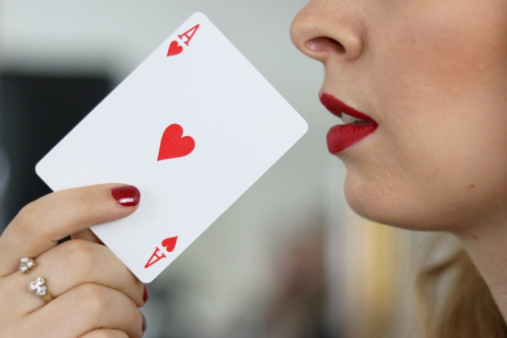 how many cards in a deck